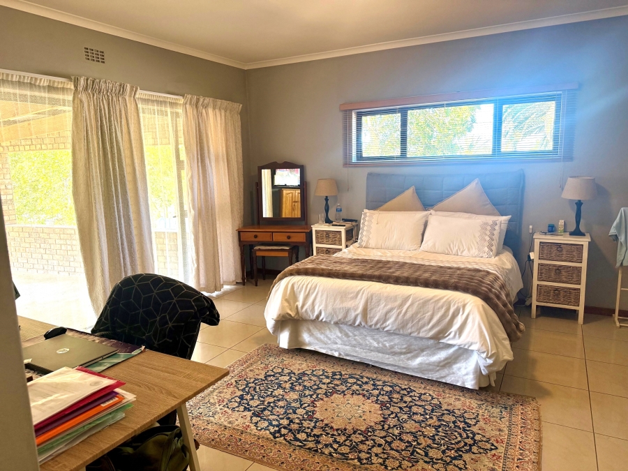 3 Bedroom Property for Sale in Die Wingerd Western Cape